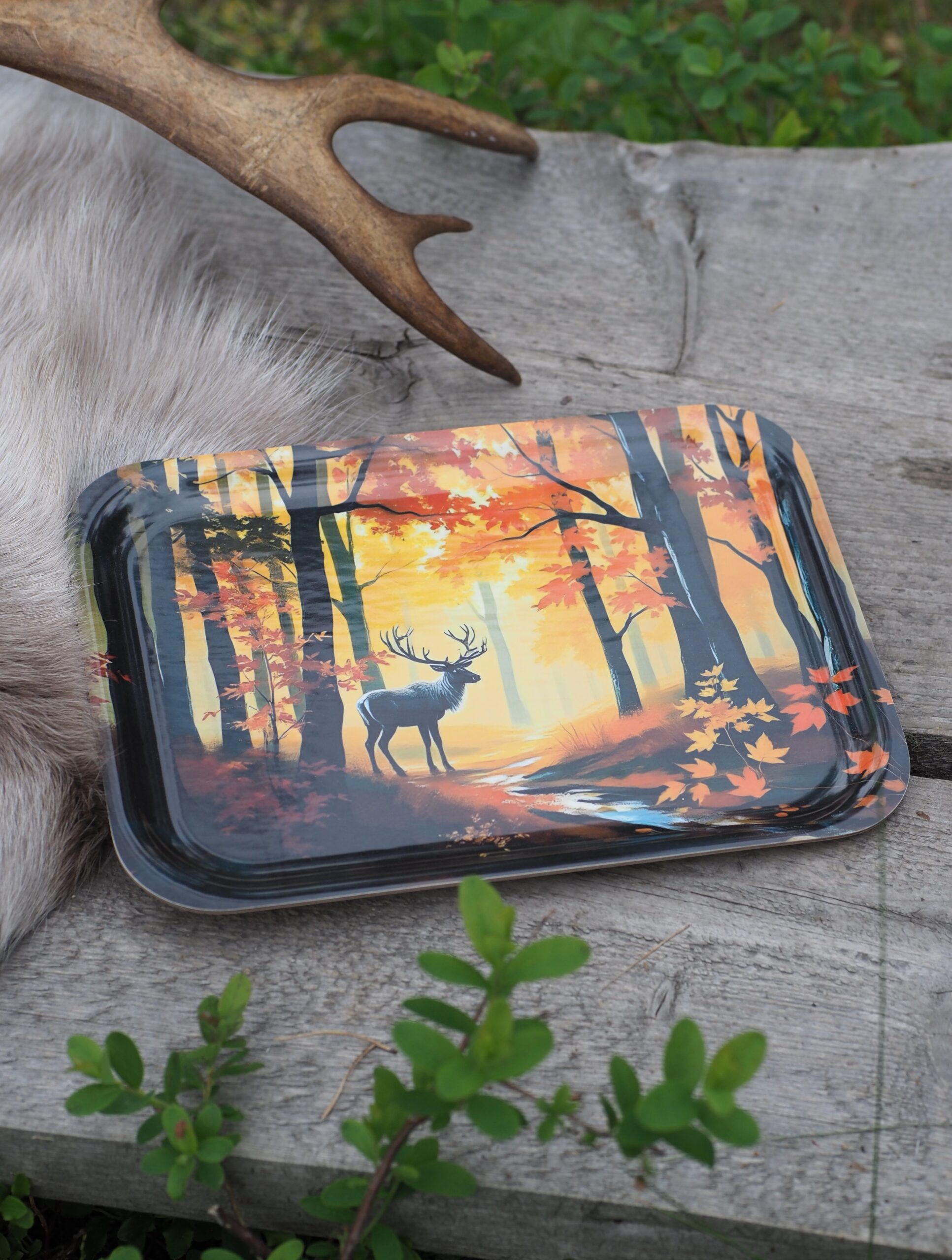 Poro syysmetsässä -puutarjotin