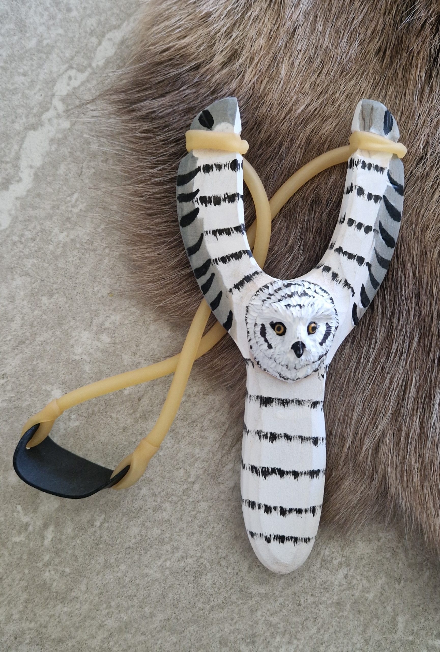 Owl slingshot
